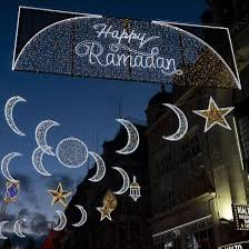 ⚡️This year Ramadan and Easter occur at the same time and “Ramadan lights” will be up in Regent Street and Leicester Sq over Easter. In 2033, Christmas and Eid fall on same day! Eid al Fitr is predicted to begin on 23 December. We need a solution to this before it ends in tears.