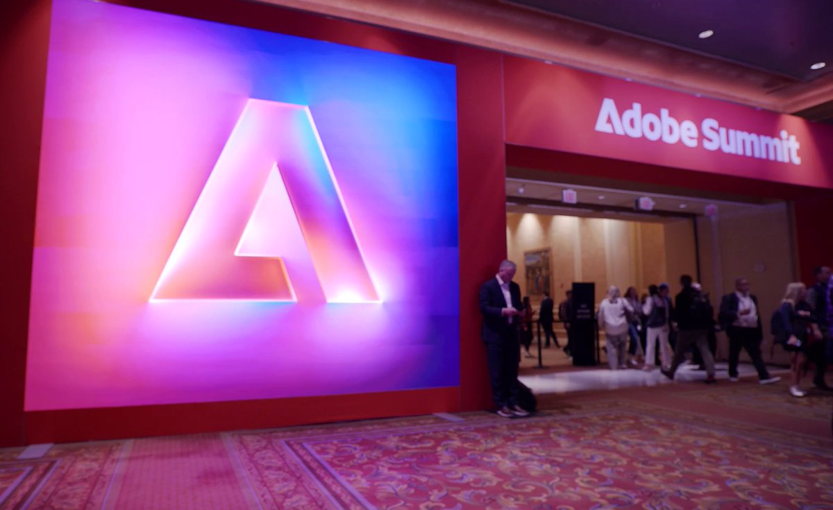 hcltech's tweet photo. ๐ค How brands can transcend conventional boundaries, optimizing for unparalleled success in today's dynamic landscape.
๐ธ Check out the highlights from our day at #HCLTechAtAdobeSummit.
To learn more, visit: https://t.co/Yz9KXKUfKp https://t.co/aULJrGiCQb