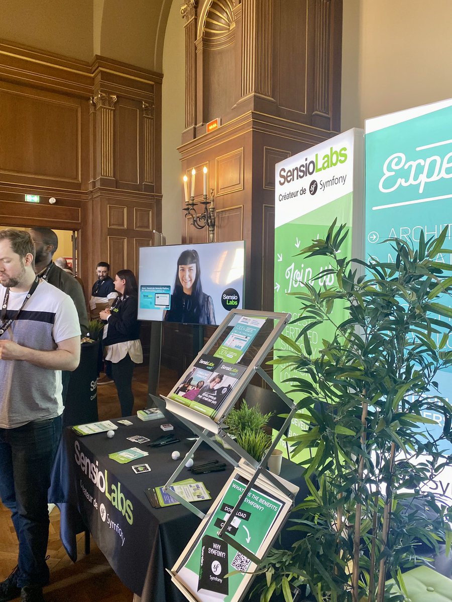 sensiolabs's tweet image. 🎉 C’est parti pour le #Symfony_Live Paris 2024 !
Très heureux de revoir la communauté française de #Symfony pour 2 jours de conférence 🏰
Passez sur notre stand pour tenter votre chance à nos challenges 🍀