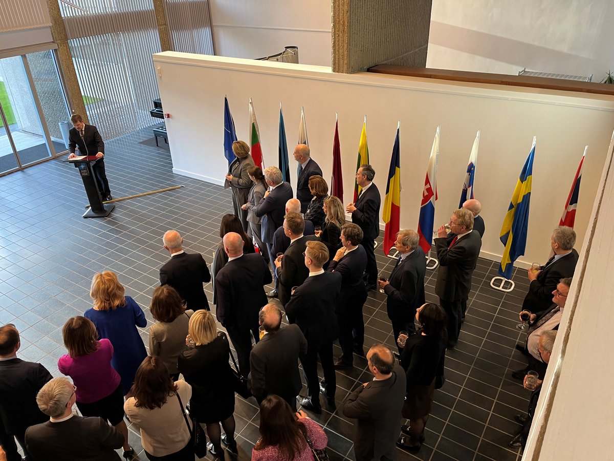 Yesterday we gathered to commemorate 20 years since #Slovakia alongside #Bulgaria, #Estonia, #Latvia , #Lithuania, #Romania and #Slovenia joined #NATO. Highlighting our commitment to values of peace, collective security & cooperation. A warm welcome to #Finland and #Sweden👏