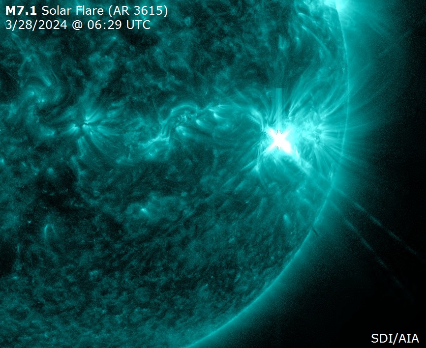 AR 3615 woke up this morning with a rapid M7.1 solar flare peaking at 06:29 UTC (Mar 28). So far it does not appear that a CME will be associated with this event. SolarHam.com