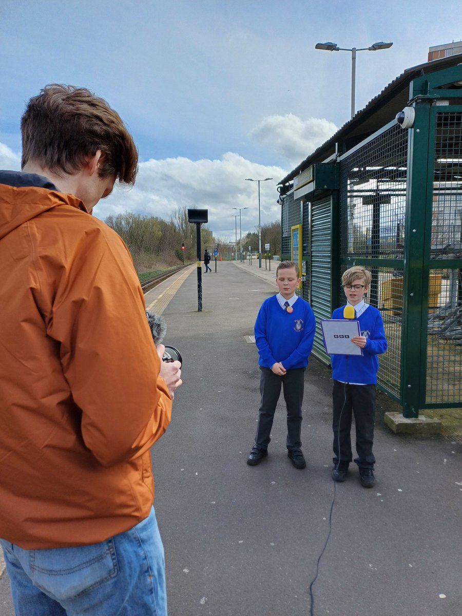 Yesterday was one of those life-affirming ones as we worked with local schools and pupils on our air quality project. Can't wait to share the results with you all! This stuff shows what our kids and communities are all about. Have a great Easter weekend 💚✊️🌳