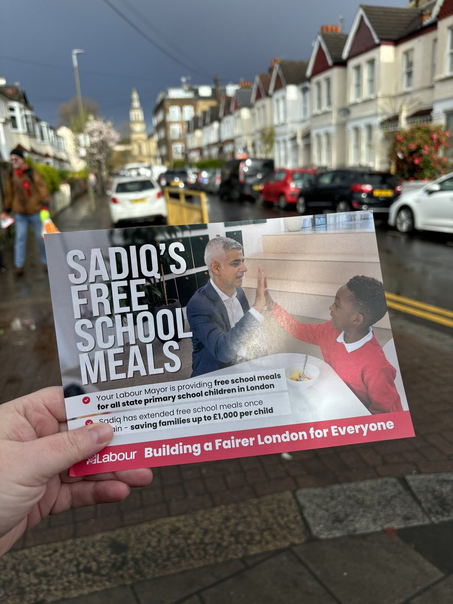 Many parents in Balham delighted to hear about @SadiqKhan’s plans on free school meals this morning, and lots planning to #VoteLabour on May 2 🌹