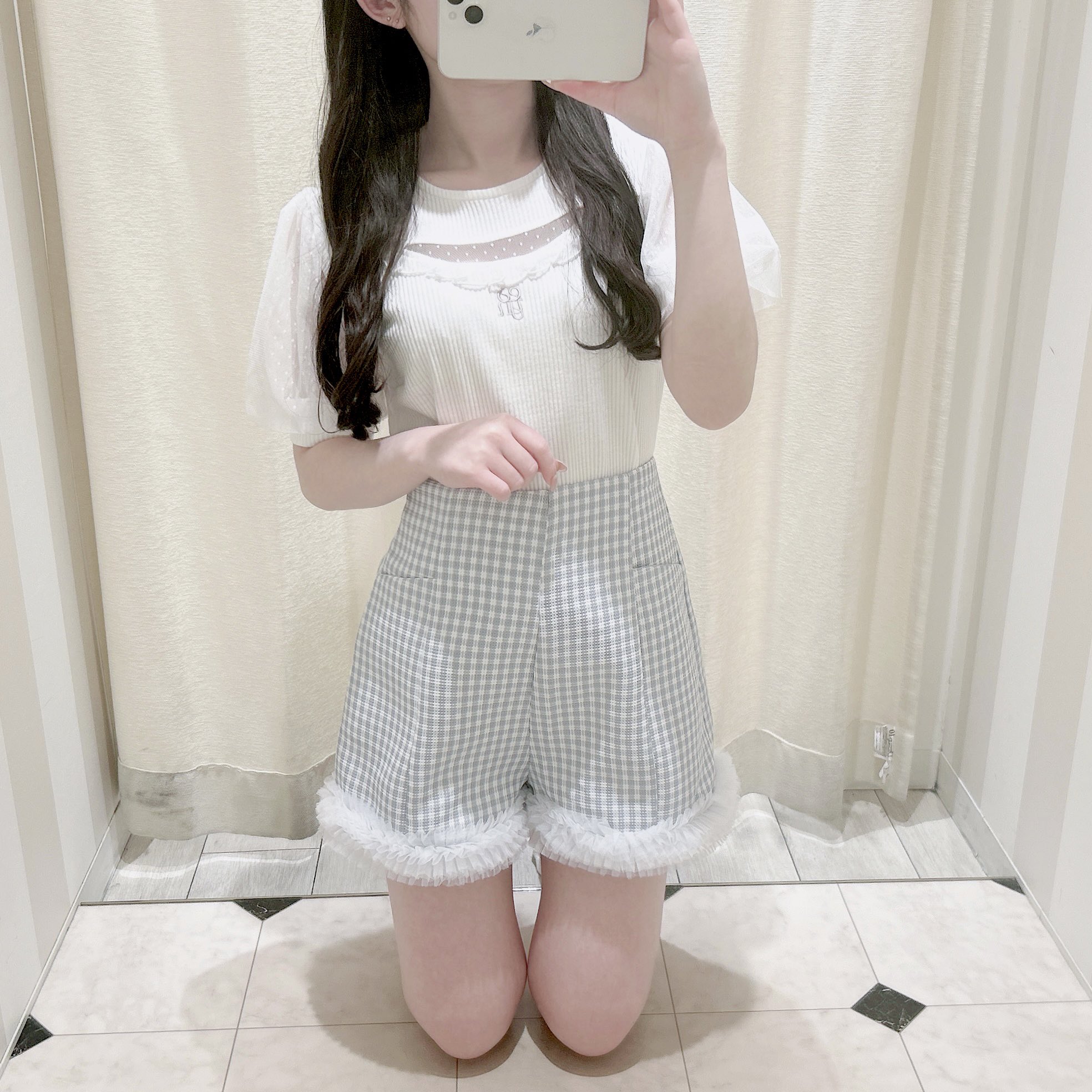 evelyn 裾チュールショーパン PINKHUNT チュールスカート付きレースアップショートパンツ