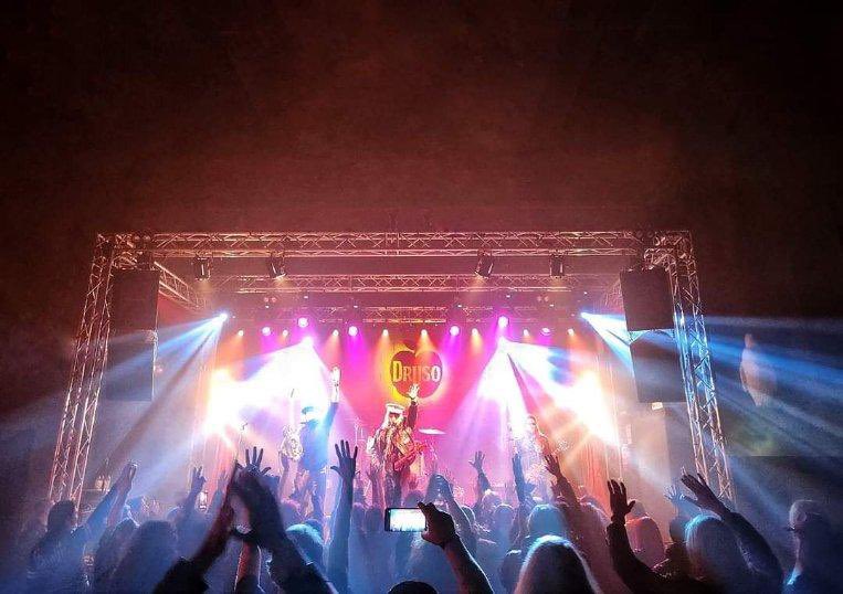 Enuff Z'Nuff (@enuffznuff) on Twitter photo Thank you @drusobg! What an electric evening⚡️⚡️⚡️
TONIGHT we rock at San Giorgio in Costabissara with <a href="/jollyrox/">Jolly Rox - Official</a> and @motortrinken 🤘🏻☮️💚 Thank you @drusobg! What an electric evening⚡️⚡️⚡️
TONIGHT we rock at San Giorgio in Costabissara with <a href="/jollyrox/">Jolly Rox - Official</a> and @motortrinken 🤘🏻☮️💚
