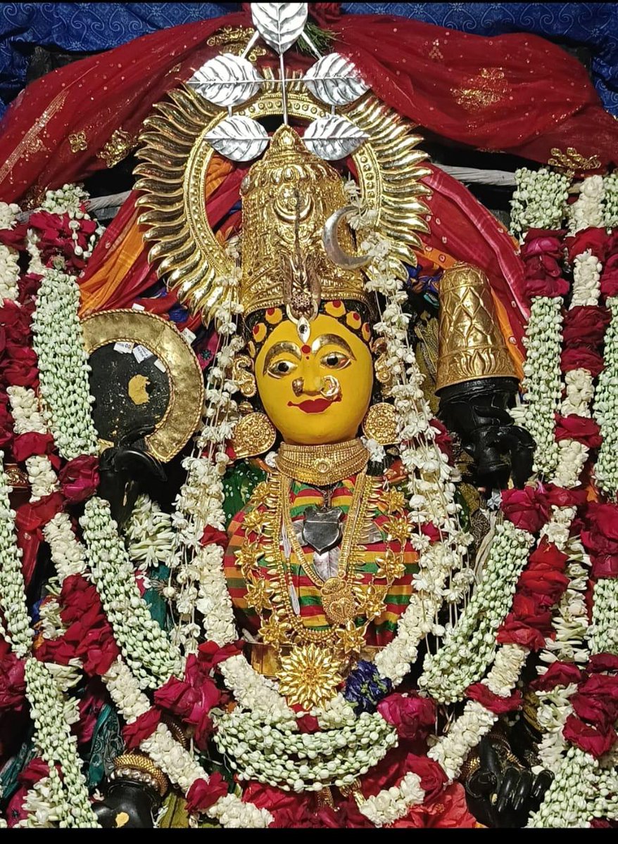 ମା ଙ୍କର ଆଜିର ବେଶ