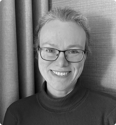 2/10 Prof Helen Sneddon (@HelenSneddonUoY) is also Co-Director of the centre and Director of @GreenChemYork. Her research aims to help chemists to choose the 'greenest' conditions for a given transformation and address halogenation. york.ac.uk/chemistry/peop…