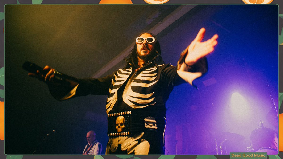 SHOWCASE: @elvana_elvis1 at Leadmill, Sheffield 📸 Elvana brought their brand of Elvis-fronted Nirvana to Sheffield's iconic Leadmill last week! Check out our gallery of the night below. 📝buff.ly/3TBLgrQ 🍊@jacob_flannery