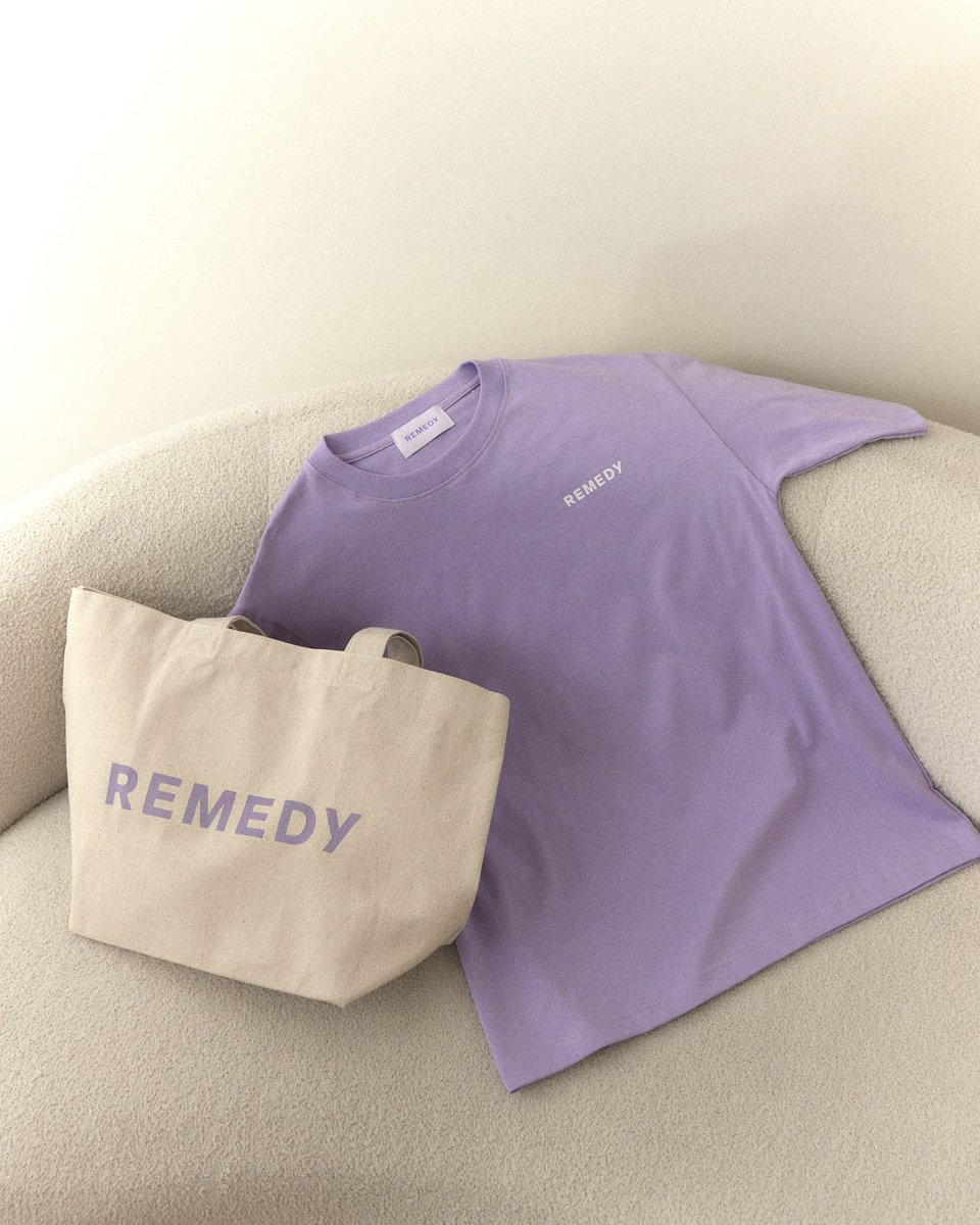 Introducing REMEDY ‘First Line’ special box set, limited edition of 1,000 only. Wrapped with swirl signature print, specially designed for this launch, one box contains Vintage Violet duo items: t-shirt & tote bag that will add your day a dose of joy. open for PRE-ORDER on LINE…