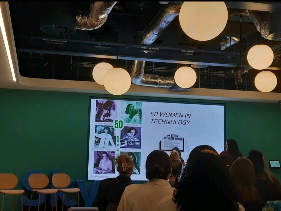 Inesiswriting's tweet image. Last night I was part of an event packed with amazing women in technology and I got to talk about &quot;50 Women in Tech&quot;! It was an exhilirating experience! Thank you so much @MillennialMaryA for inviting me to be a part of it and everyone for the kind words about my talk. 

#women
