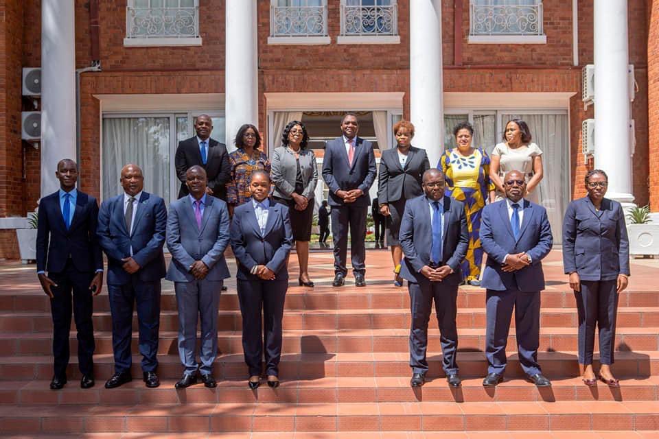 A talking nation, is a healthy nation. Today we received a delegation from @zcid_zambia led by Amb. Joyce Musenge. Assured them of govt's commitment to strengthen our governance institutions by removing of the Criminal defamation of President & enacting #ATI laws among others.🇿🇲