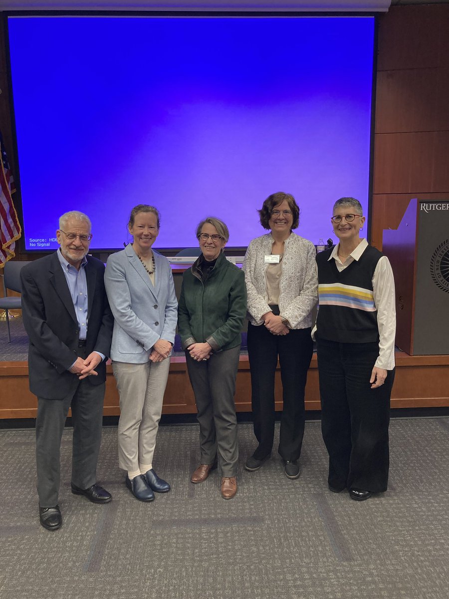 Terrific to return to @RutgersU and talk workers’ rights and the @ciw Fair Food Program with a joint @RutgersSEBS and the School of Mgmt and Labor. Thanks @JaniceFine6 and Prof Paul Gottlieb!