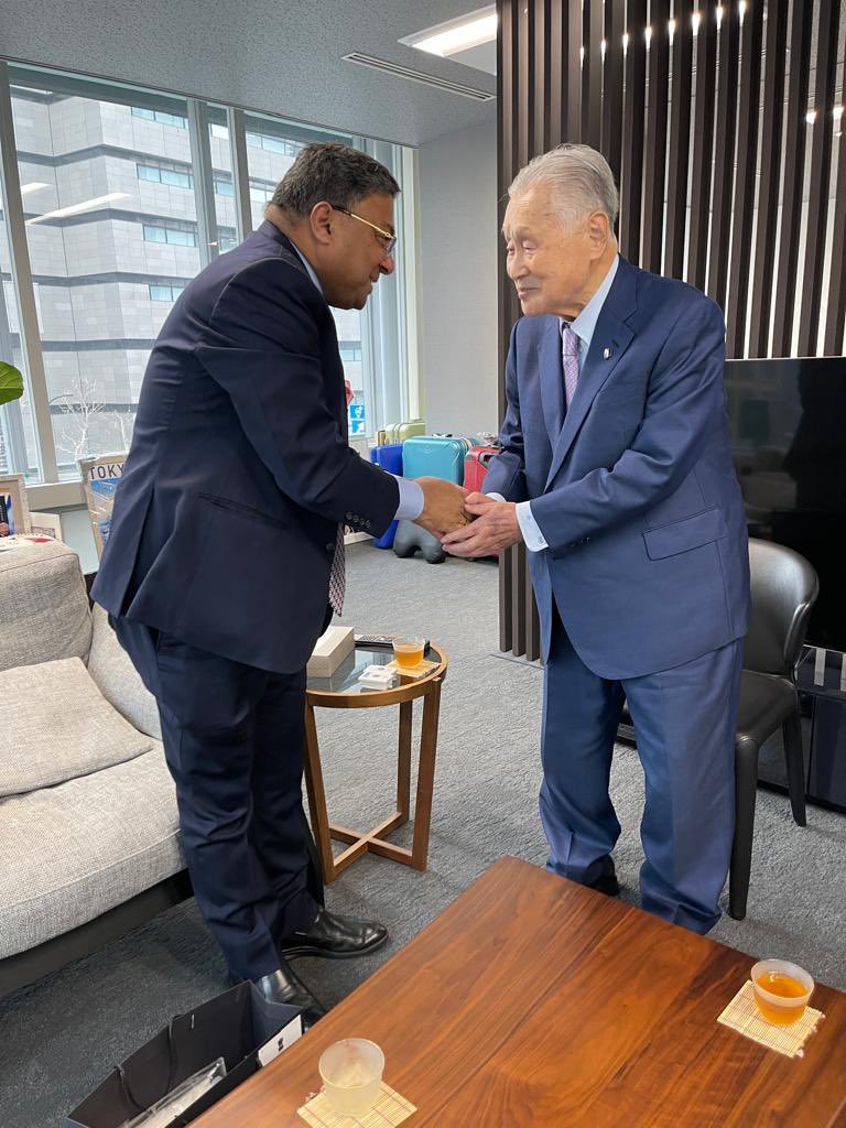 Ambassador #3SibiGeorge meeting with H.E. Mr. #YoshiroMori reflects a robust commitment to fostering strong #India #Japan ties. Their #discussions on shared concerns exhibit a proactive approach to addressing #globalchallenges