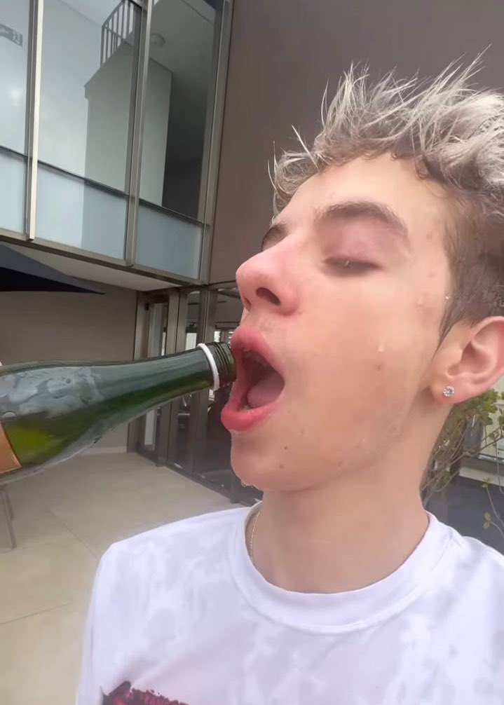 F7LOSS's tweet image. ͏ ͏ ͏ ͏ ͏ ͏ ͏ ͏ ͏ ͏ ͏ ͏ ͏
 ͏ ͏ ͏ ͏𝖉𝖊𝖎𝖝𝖆 𝖊𝖚 𝖙𝖊 𝖈𝖍𝖚𝖕𝖆 𝖆𝖘𝖘𝖎𝖒 𝖛𝖎𝖆𝖉𝖔? ͏ ͏ ͏ ͏ ͏ ͏ ͏ ͏ ͏ ͏
 ͏ ͏ ͏ ͏ ͏ ͏ ͏ ͏ ͏ ͏ ͏ ͏ ͏ ͏ ͏