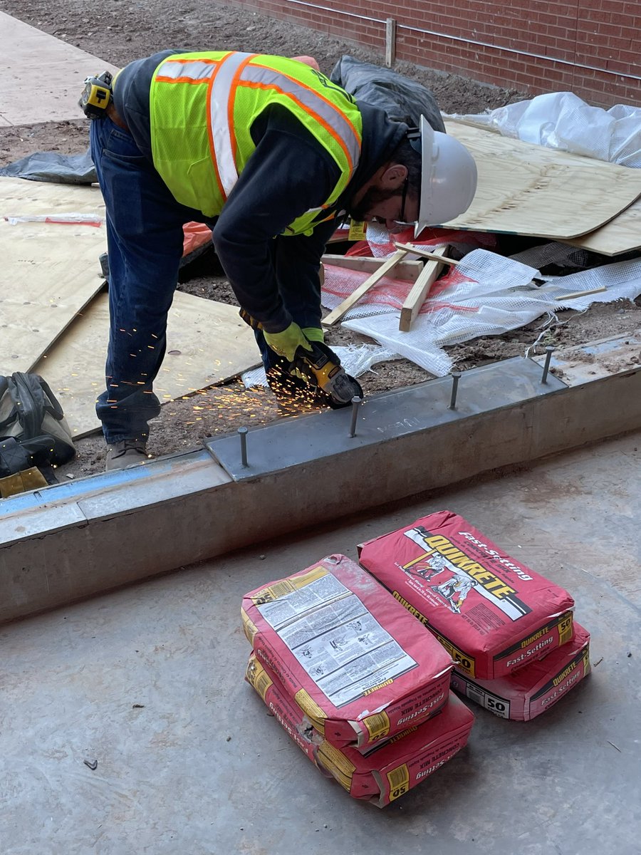 Dustin Construction tweet media