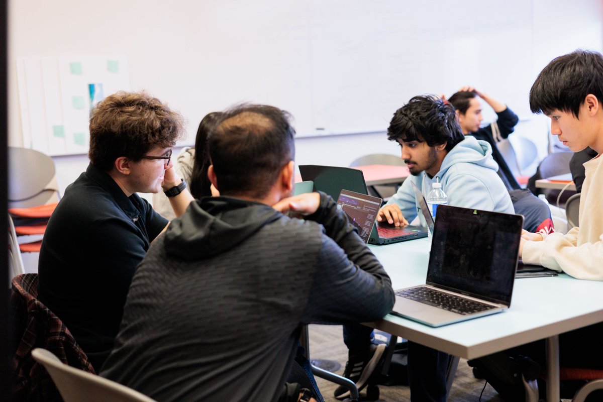 Through a weeklong, immersive program at @UofTCompSci’s Dynamic Graphics Project lab, high school students got to know more about graduate school and what it’s like to be a computer science researcher. uoft.me/al-