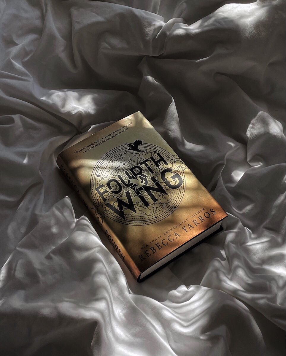 ˚ ༘♡ ⋆｡˚ 𝐘𝐨𝐮 𝐫𝐞𝐜𝐞𝐢𝐯𝐞𝐝:

     𝐄𝐯𝐞𝐫𝐦𝐨𝐫𝐞 𝐁𝐚𝐬𝐤𝐞𝐭 🧺
     𝐋𝗂𝗏𝗋o: Fourth Wing.
     𝐃𝖾: anónimo.
     𝐏α𝗋α: <a href="/cactphus/">Fletcher.</a> 

❝ chosen family trope❞