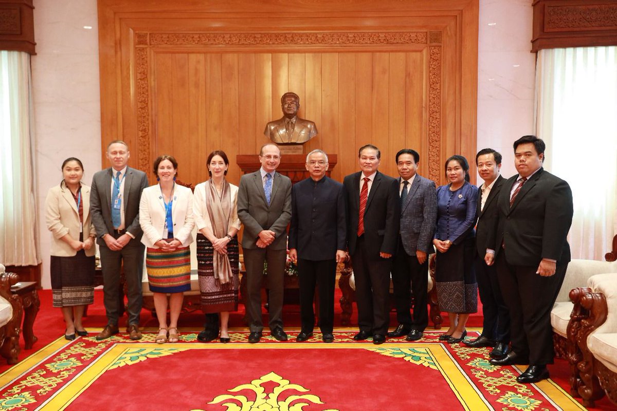 Visit to 🇱🇦 National Assembly: with Vice President, we agreed on new steps for #UNDP cooperation with NA and local Assemblies, working with Committees, supporting legislation process and citizens consultations through project funded by @USAIDAsia @usembassyvte @MartineTherer