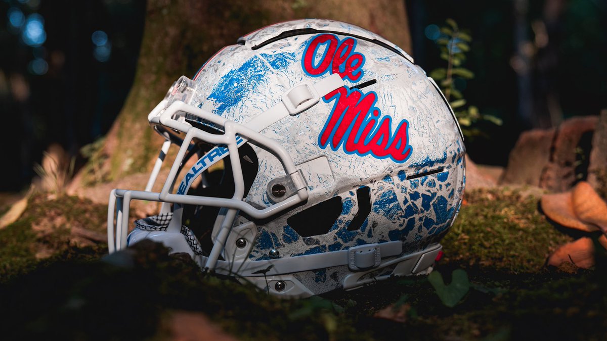Beyond blessed to receive an offer from @OleMissFB !!! @CoachGMcDonald @alexm_brown @DonnieBaggs_ @CoachBChavez @CoachOBrantley @coach_renfro @SerigneT97 @Walkemdownceo @bmecamps