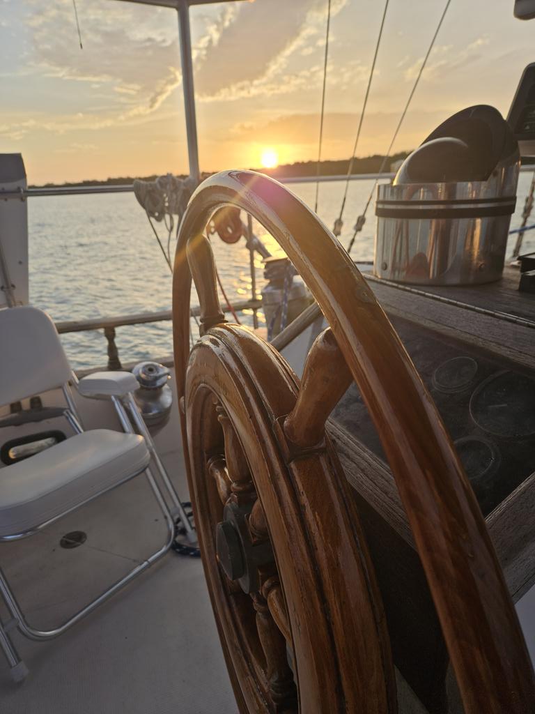 Not a bad view to wake up to this morning. #sunrise #cockpitview #sail #sailing
