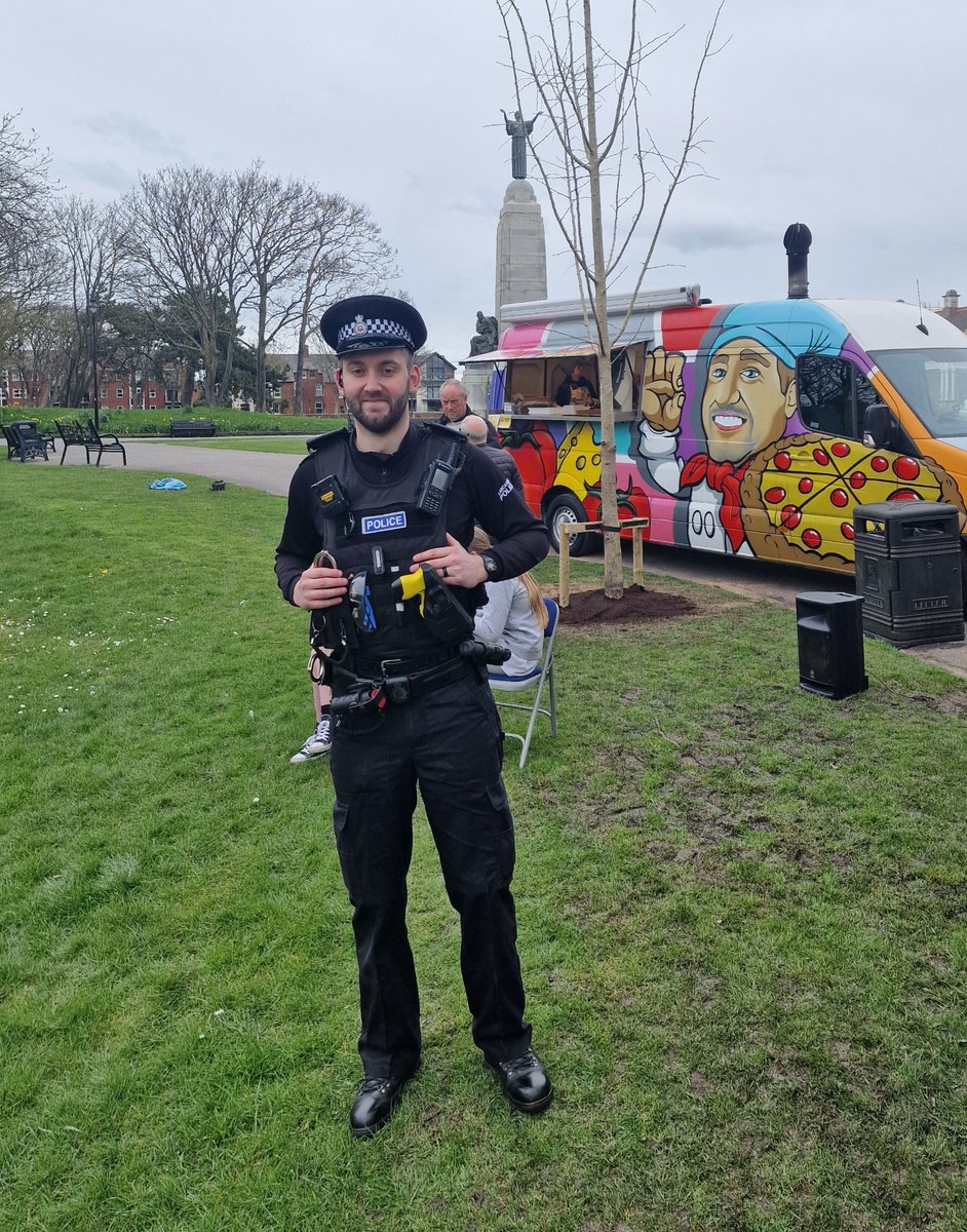 We are out and about on Op Centurion in St Anne's. Lancashire Youth Zone are running Easter Fest in Ashton Gardens. Young people can and have a go at archery 🏹 enjoy Easter arts and a delicious wood fired pizza 🍕 The event is on until 4pm. See you there! #opcenturion #asb