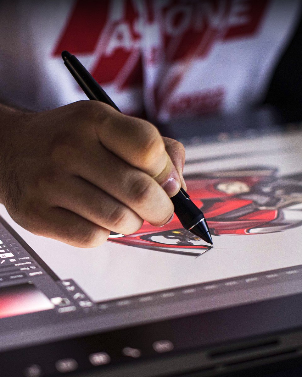 ducatiesp's tweet image. Ducati participa en el #Fuorisalone, el evento más emblemático de la industria del diseño a nivel global.
Bajo el lema &quot;Forma – Feelings designed by Ducati in Borgo Panigale&quot;, se desvelará el arte detrás del diseño de las motos. Un viaje visual y emocional.
#MilanDesignWeek