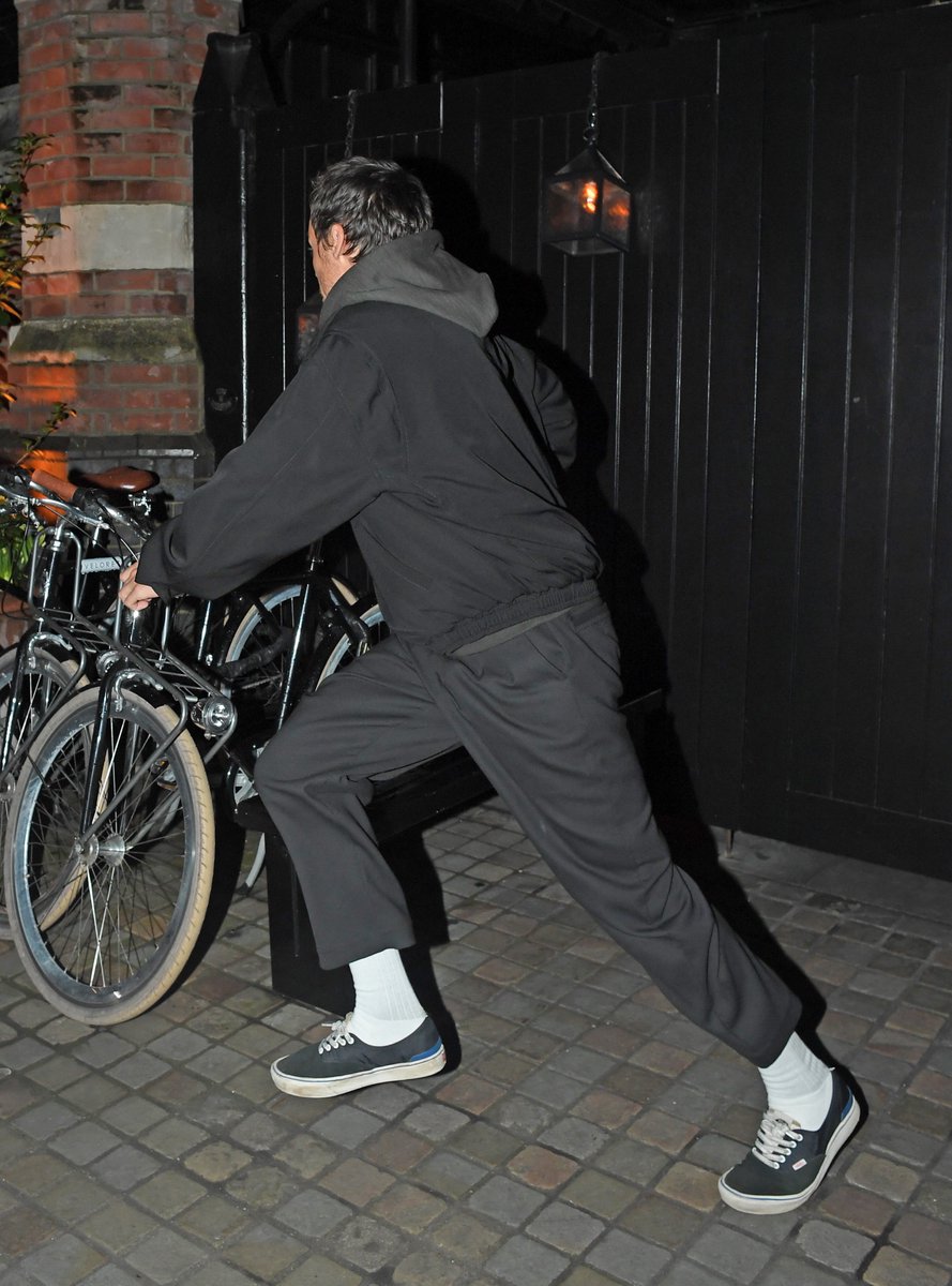 More of Harry in London going home after an after party a few nights ago.