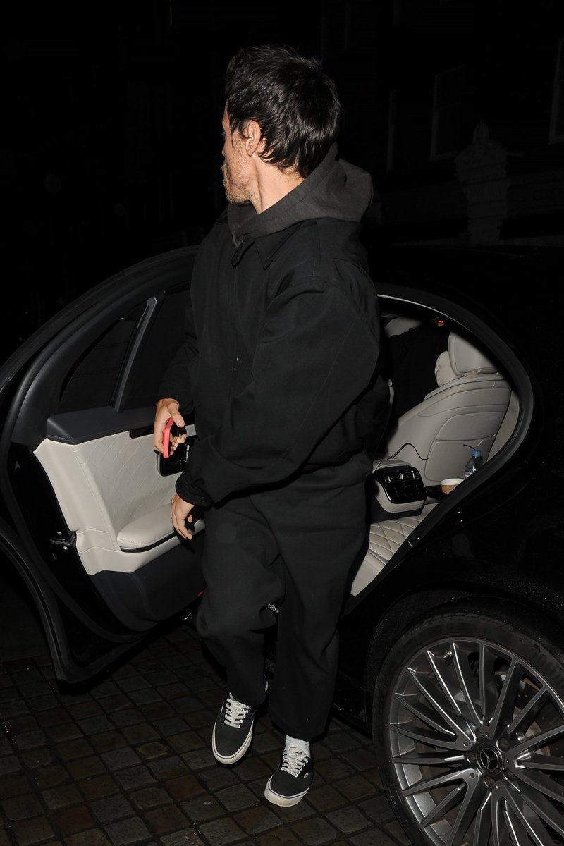 Harry out in London a few nights ago to celebrate England’s draw against Belgium.