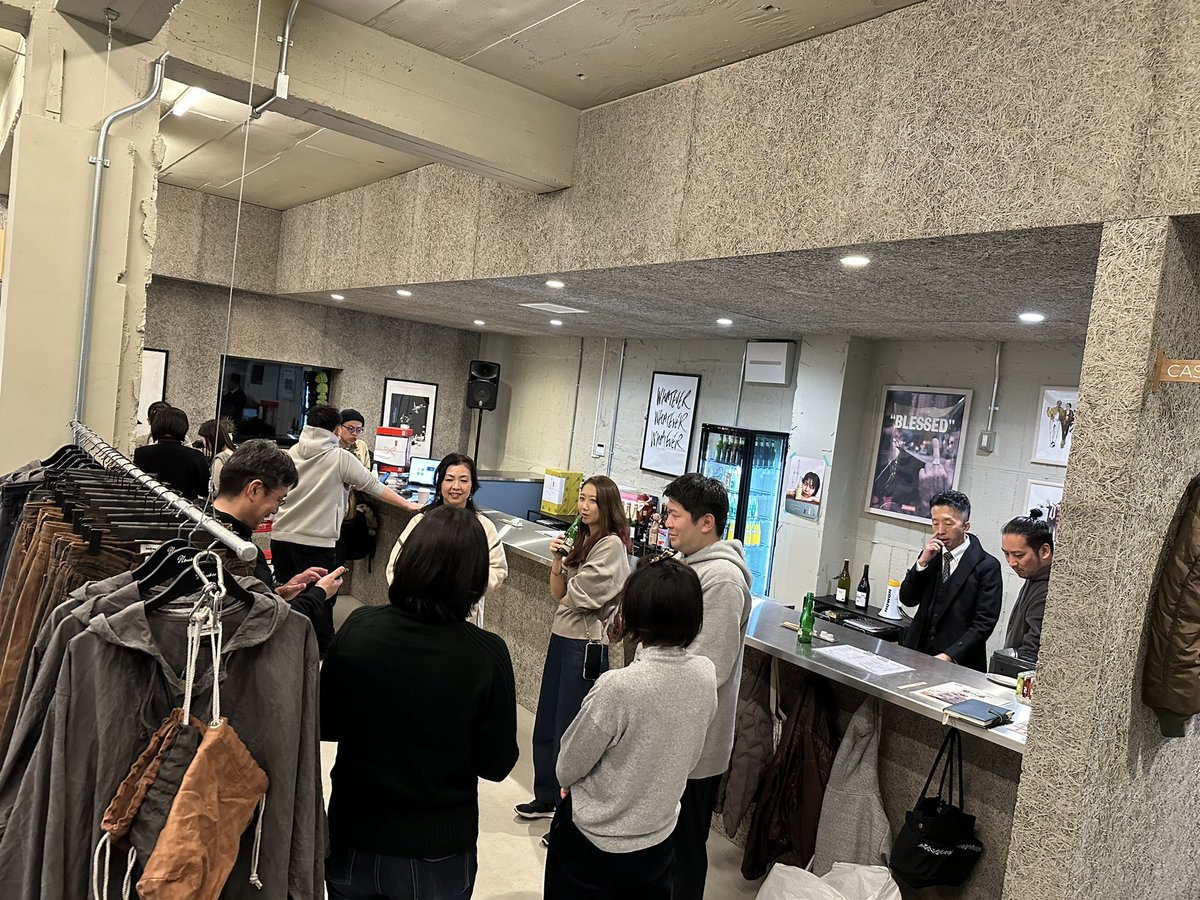 megu_523's tweet photo. 【インクルーシブシネマ】
医療介護福祉まちづくり
そんなキーワードでつながる夜でした
定期的に開催するので興味あるひとは来てねー
毎月第2、第4木曜日
19:00-22:00
NOWONにて
インクルーシブシネマ企画会議も同時進行!
#彦根
#滋賀
#医療介護福祉
#まちづくり
#IWILLHELPU
@EPMT_2018 https://t.co/TlsSqFh0NE
