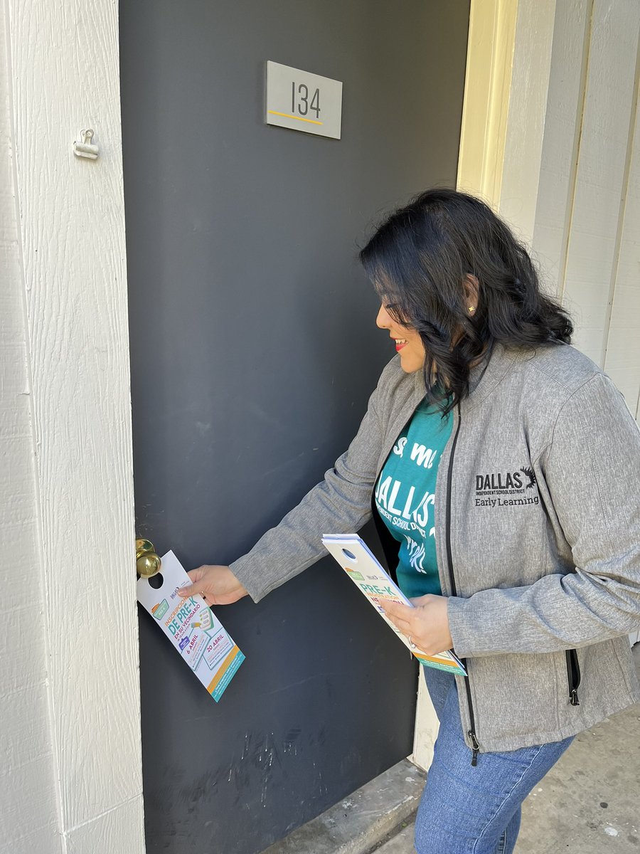 Early Learning is out Pressing the Pavement to spread the word about PreK Enrollment. Registration begins April 1st. For more details, visit PREKDALLAS.ORG @MurilloDebbie1 @DrElenaSHill @ICanReadDallas