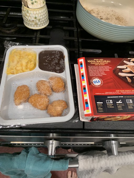 &hellip;since when did Banquet use white plastic trays????? https://t.co/x5xuJL6nn2<a href="/tag/plants"class="tags"><span>#plants</span></a><a href="/tag/foraging"class="tags"><span>#foraging</span></a><a href="/tag/gardeningtwitter"class="tags"><span>#gardeningtwitter</span></a>