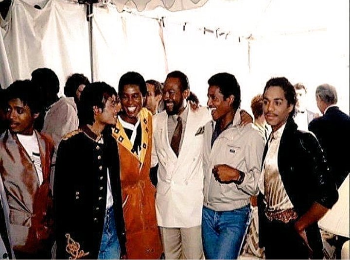 👑
March 25th 1983
Michael and his brothers attending the Motown 25th party after  the recording of the show
#TheJacksons 
#MichaelJackson
