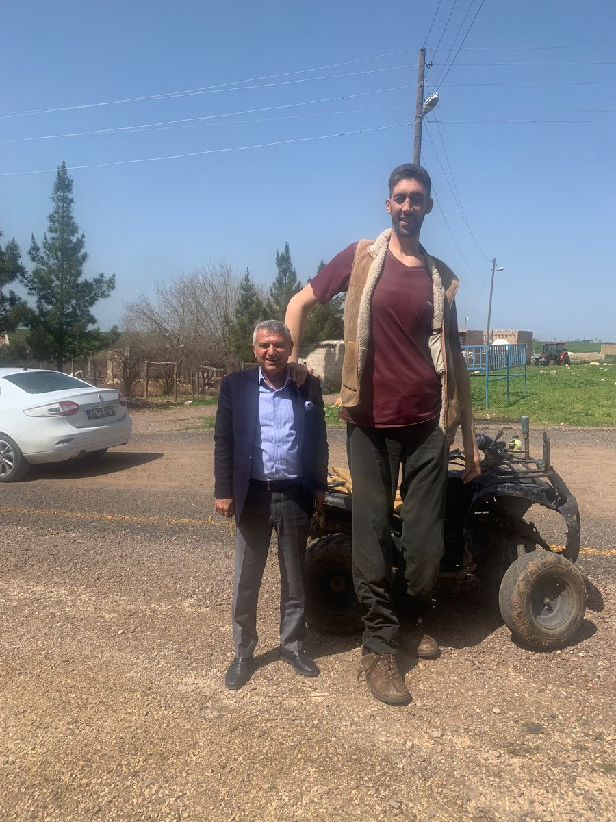 Guinness Rekorlar Kitabına İsmini Yazdıran,Sultan Kösen Kardeşime Desteklerinden Dolayı Teşekkür Ederim.

#YenigelmedikDERİKhizmetiçingerigeldik #TürkiyeYüzyılı #KarizmatikBaşkan #GerçekBelediyecilik