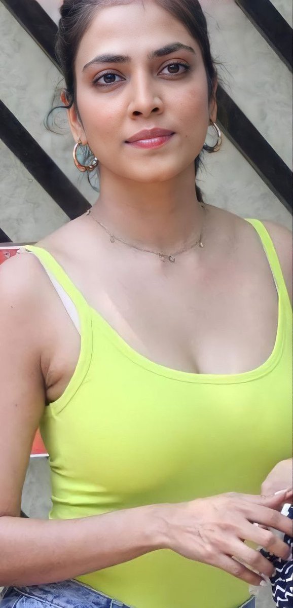 GJwCEmJaUAA5azP?format=jpg&name=medium