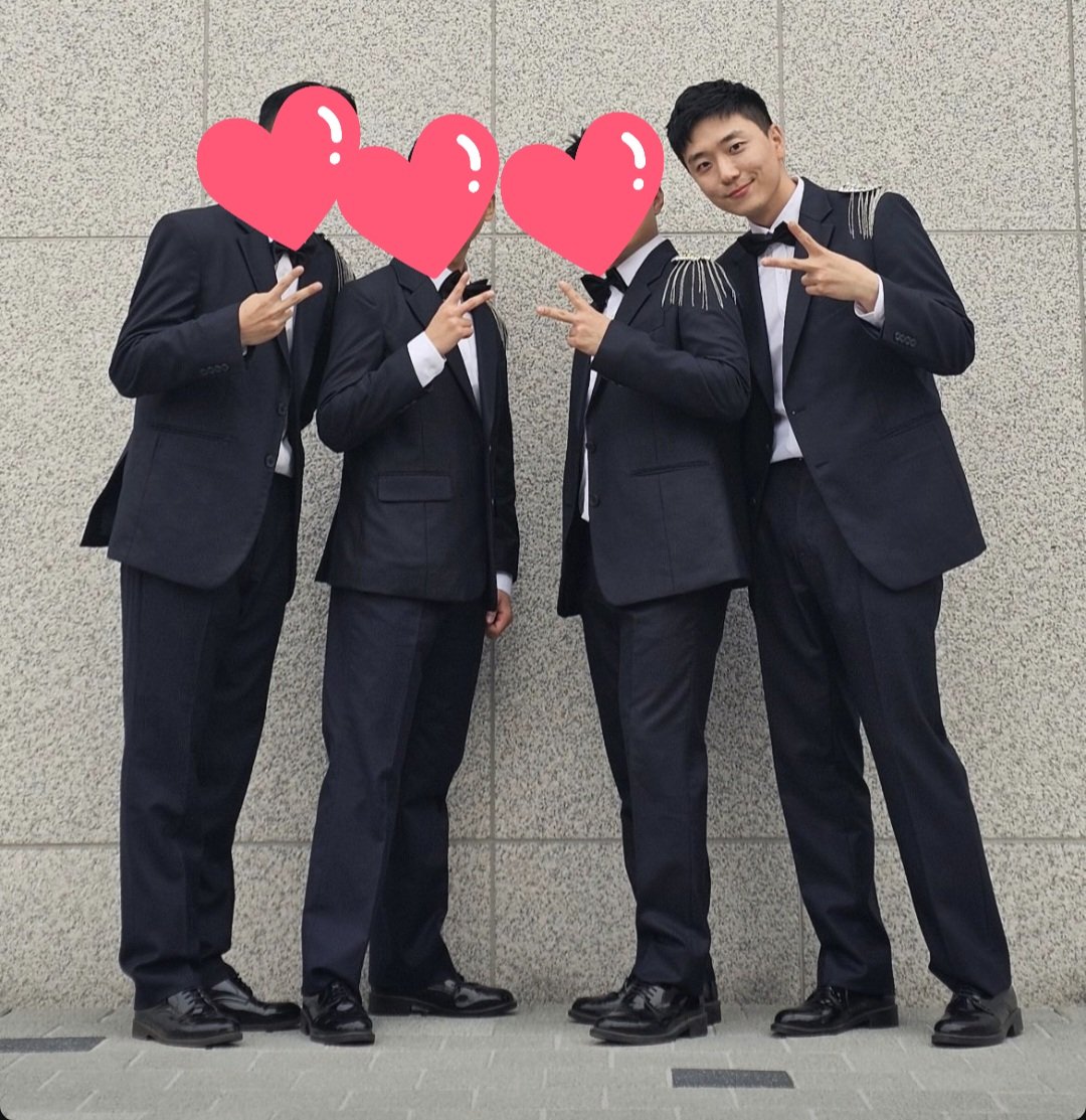 Khfrd45's tweet image. 우리미 선임분 인스스