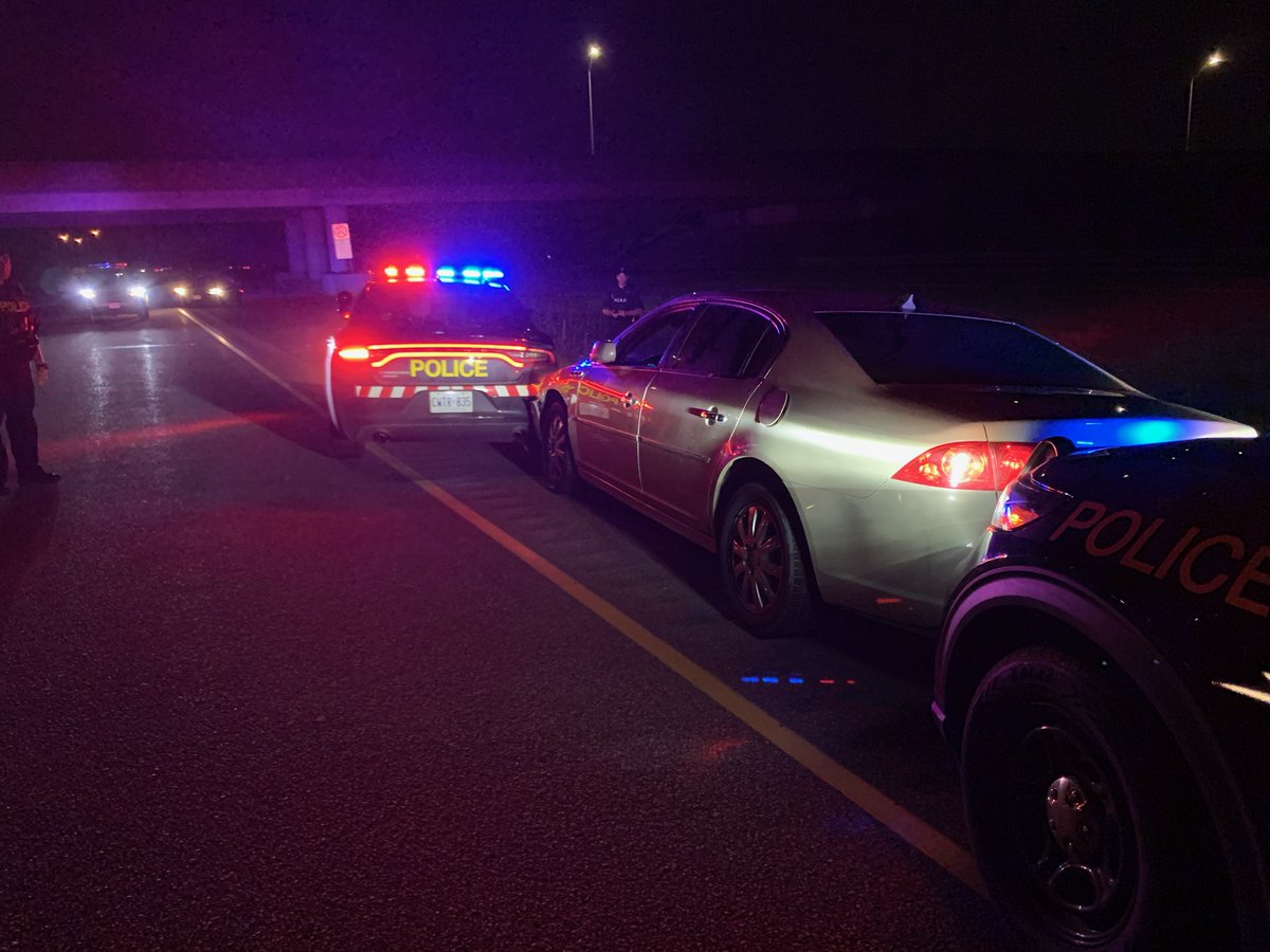 #OttawaOPP arrested a 27y/o Ottawa male, shortly before 4:30am, for #ImpairedDriving and #DangerousDriving after he was driving the wrong way on #Hwy417. The driver registered more than twice the legal limit! Thank you to the public for continuing to call in impaired drivers! ^mf