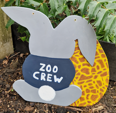 This Friday, Saturday, Sunday and Monday, find the bunny around the park, snap a photo and show our retail team, to be entered into a daily prize draw to win a giraffe feed for two people! 🐰🐣 Good luck!
