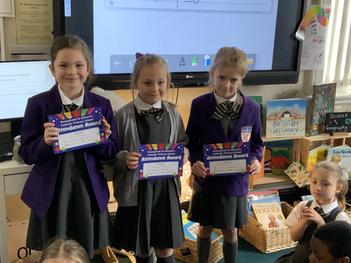 Congratulations to three of our Year 2 pupils on achieving 100% attendance.