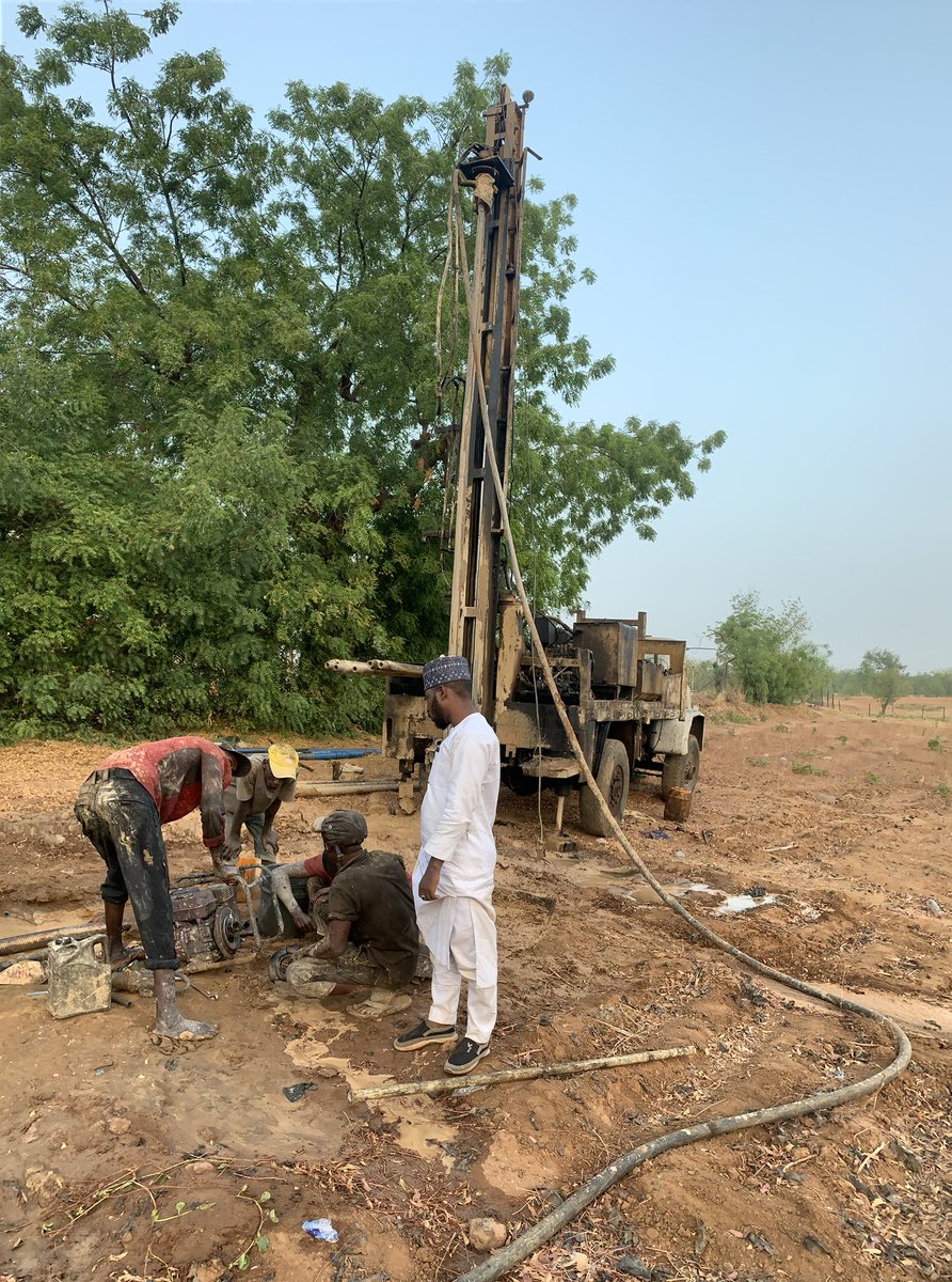 Borehole projects continues… Do you know that there are people in Nigeria that have to travel for nothing less than 15 kilometres daily to get drinking water? Do you know that there are communities that travel to Niger 🇳🇪 republic on daily basis to get drinking water? Do you…