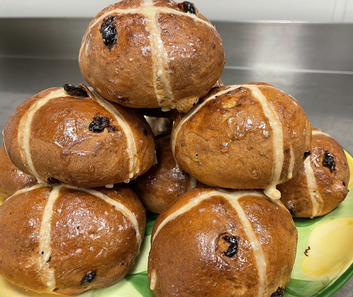StCanopy's tweet image. Delicious Easter Desserts at @StCanopy 
Happy Easter! 🐰
@HhRgulley @StEdwardsChelt @HolroydHowe @HHsouthwest #Easter