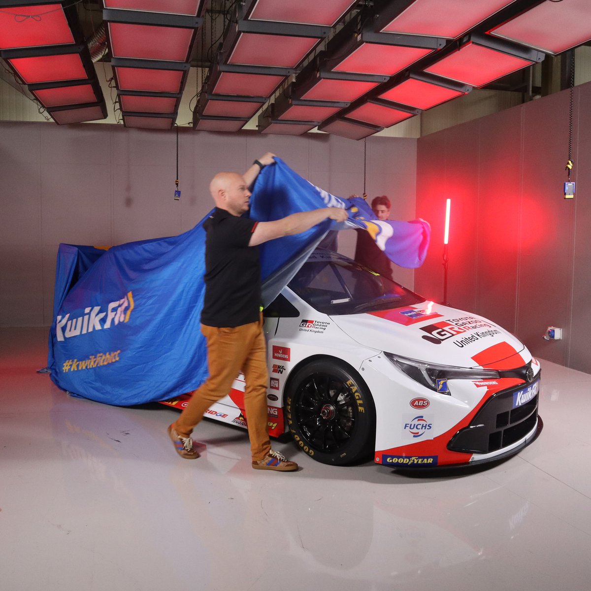 The news is out 👀 World Touring Car Champion Rob Huff has joined TOYOTA GAZOO Racing UK alongside Andrew Watson for the 2024 season. 

MPA were on hand at the Toyota factory with <a href="/Kwik_Fit/">Kwik-Fit</a> for the launch of the car and driver line up.

We can’t wait to see it on track! 🚀

#MPA
