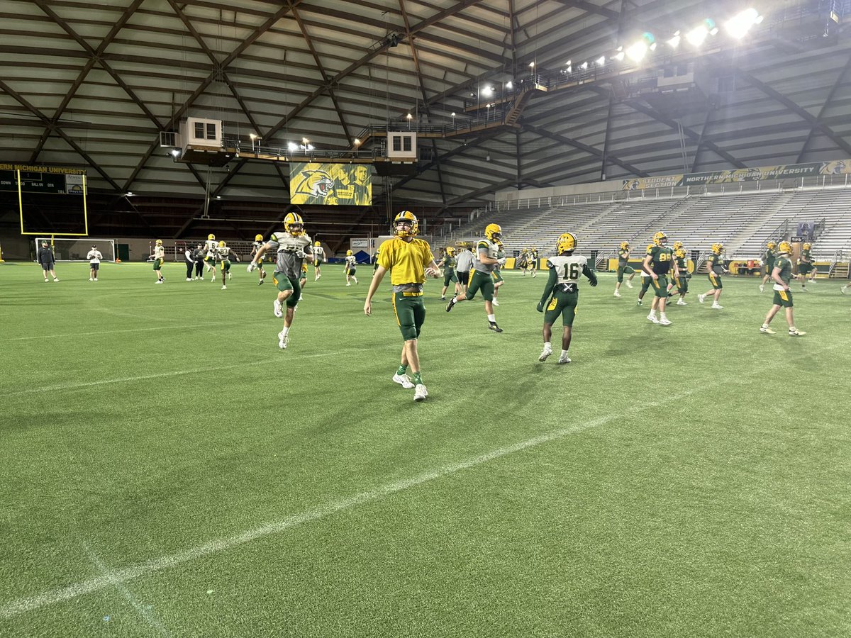 Rise and grind, it’s Spring @NMU_Football time! @GLIACsports