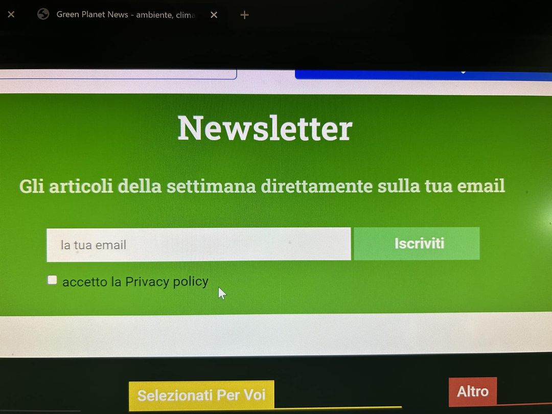 Amici miei 💚
A chi di voi ama leggere, ama l'ambiente e il pianeta, è curioso o curiosa e vuole informarsi, consiglio di seguire <a href="/gplanet_news/">GreenPlanet News</a>.
Da oggi infatti abbiamo ottimizzato la nostra newsletter, alla quale è possibile iscriversi con assoluta semplicità. Grazie di cuore🥰