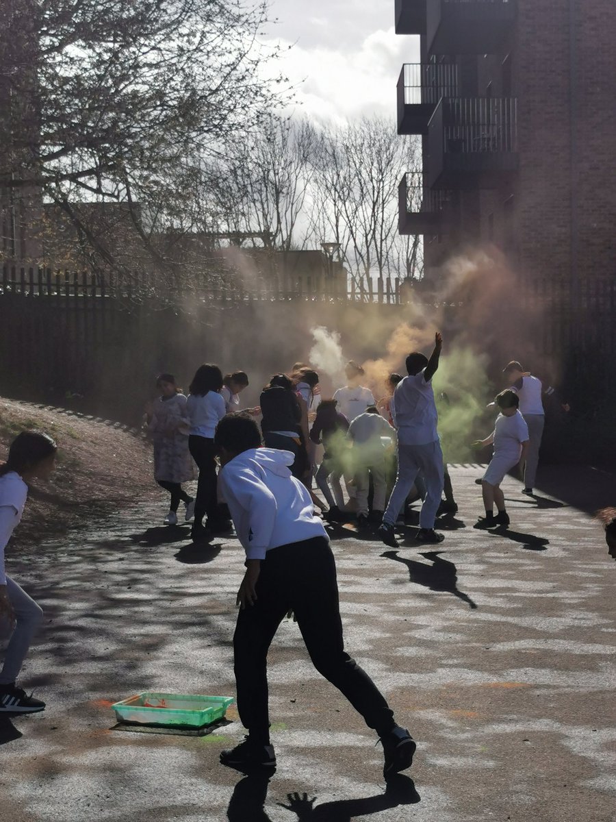 MrsMakinson (@mrsmakinsonlhs) on Twitter photo Wow! Year 6 absolutely loved celebrating Holi today! ๐<a href="/HeadLHS/">Head@LauranceHaines</a> <a href="/MsWilsonLHS/">Ms Wilson</a> <a href="/LHS_Watford/">Laurance Haines School</a> <a href="/MissChaudryLHS/">Miss Chaudry</a> Wow! Year 6 absolutely loved celebrating Holi today! ๐<a href="/HeadLHS/">Head@LauranceHaines</a> <a href="/MsWilsonLHS/">Ms Wilson</a> <a href="/LHS_Watford/">Laurance Haines School</a> <a href="/MissChaudryLHS/">Miss Chaudry</a>