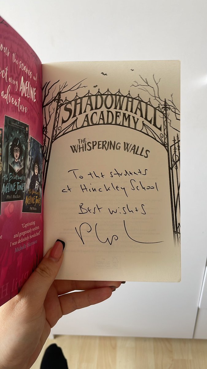 Misshale_English (@misshaleenglish) on Twitter photo Thankyou <a href="/Hickesy/">Phil Hickes Author</a> for this delivery😍excited to read this first and then pop it into our school library🌈📚 <a href="/libraryatHS/">The Hinckley School library</a> Thankyou <a href="/Hickesy/">Phil Hickes Author</a> for this delivery😍excited to read this first and then pop it into our school library🌈📚 <a href="/libraryatHS/">The Hinckley School library</a>
