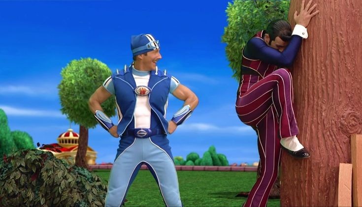 Меня скоро кондратий хватит от его резких появлений.🙄