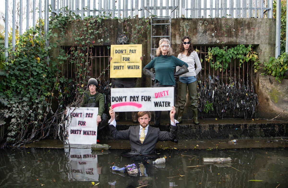 Rivers, the veins of our countryside, used as sewers. Poisoning and killing wildlife, it's unsafe to swim or even row a boat. Are you OK with this? No? so #DontPayForDirtyWater extinctionrebellion.uk/act-now/campai…