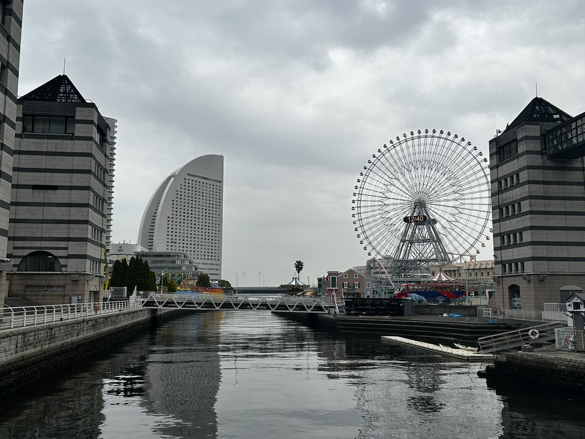 berunotabi's tweet photo. お久しぶりの投稿です今日は横浜に行きました
踊り子
踊り子Part2
横浜駅
みなとみらい https://t.co/XQOjl4saIO