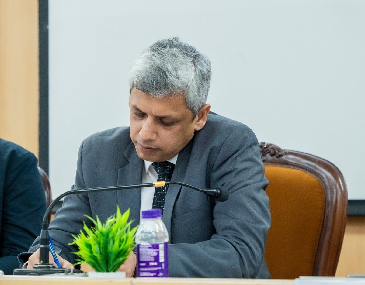 CCI_India's tweet photo. Ms. Bhawna Gulati and Mr. Vipul Puri, Joint Directors at CCI, judged the Semi-Final Rounds at the 3rd NALSAR-CCI Antitrust Moot Court Competition 2024 at Hyderabad on 24.03.2024.
#Mootcourt #CompetitionLaw #CCI https://t.co/yaUOsE4lbF