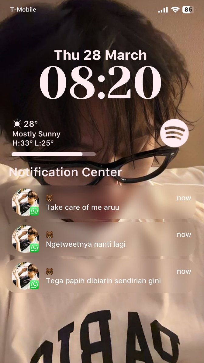 papih
─ lee haechan few tweets au